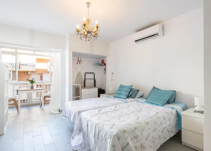 Coqueto Estudio En Benalmadena Ideal Parejas By Renthas